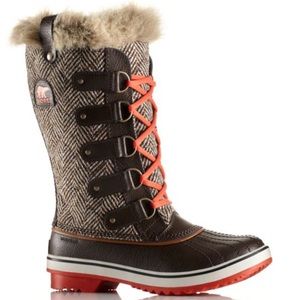 Sorel Tofino Chevron Boot, Cordovan
